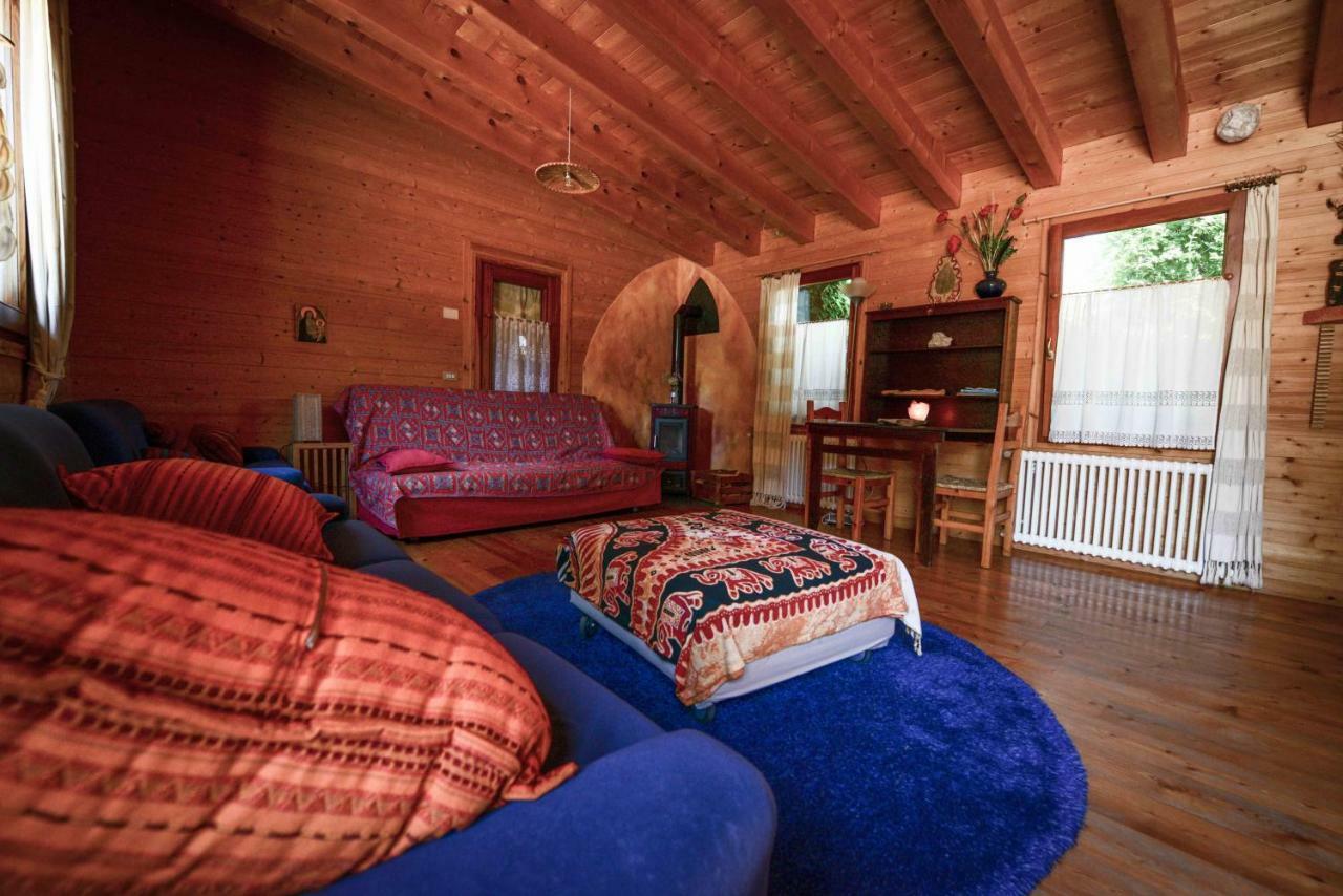 Bioagriturismo Vegan Campo Di Cielo 세시오마지오레 외부 사진